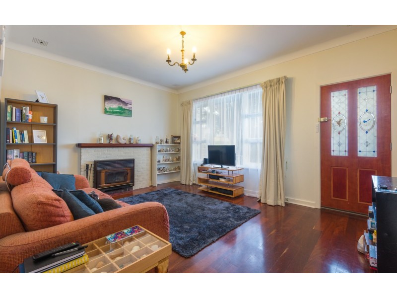 10 Halifax Street, Mount Melville WA 6330