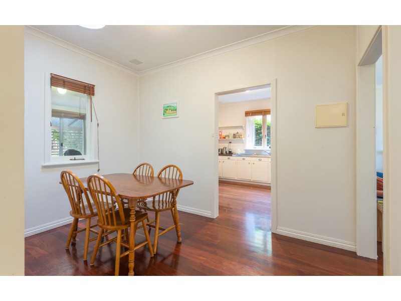 10 Halifax Street, Mount Melville WA 6330