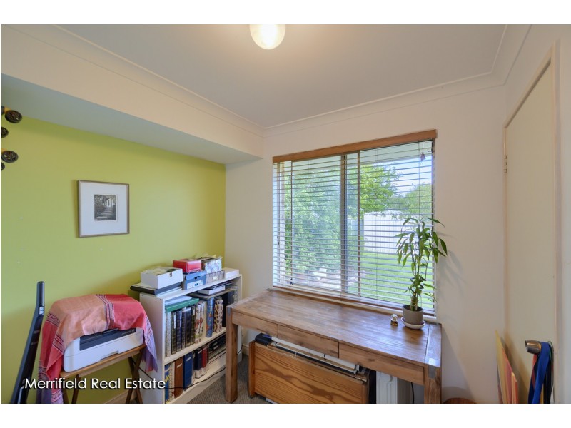 8 Lambert Street, Lockyer WA 6330