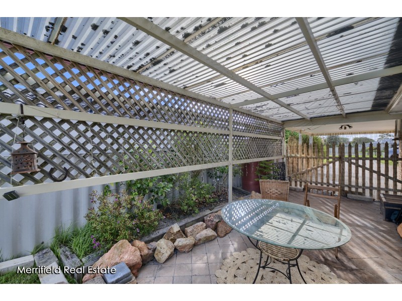 8 Lambert Street, Lockyer WA 6330