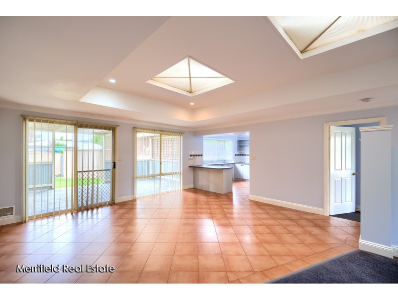 2 Rycraft Drive, Spencer Park WA 6330