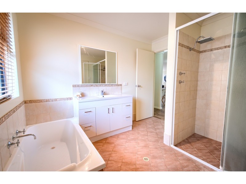 27 Warrangoo Road, Bayonet Head WA 6330