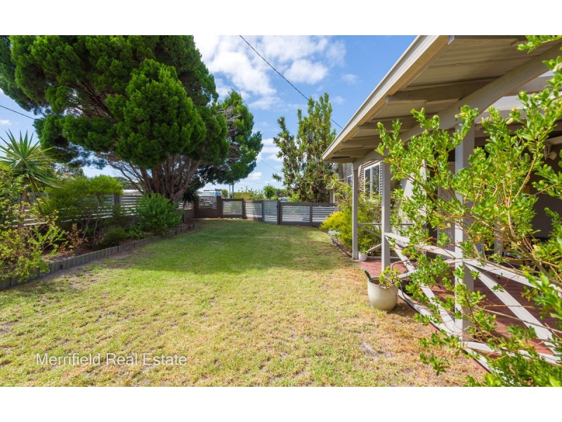 160 Collingwood Road, Collingwood Park WA 6330