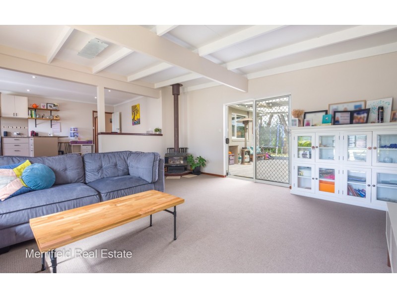 160 Collingwood Road, Collingwood Park WA 6330