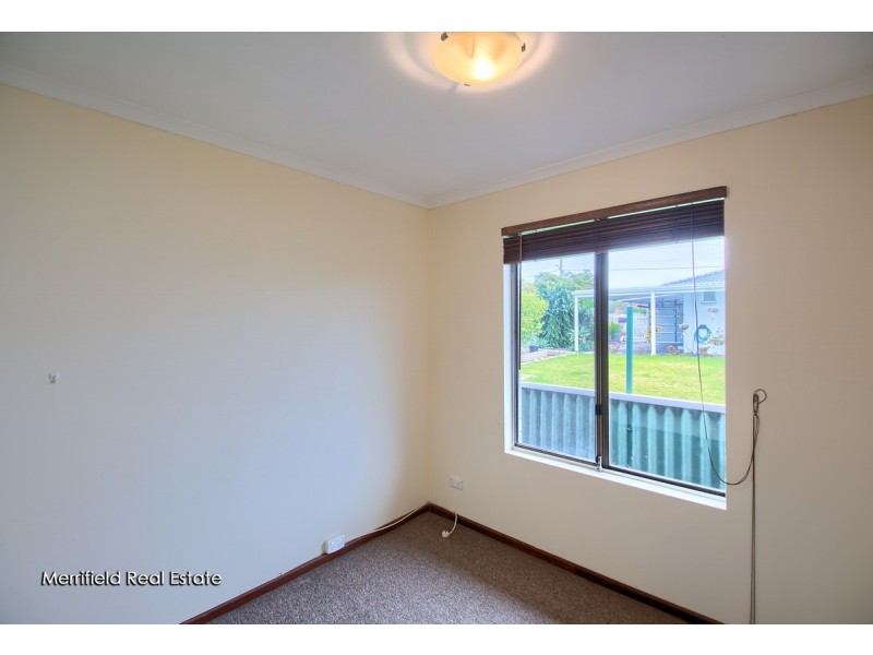 42 Ardross Crescent, Collingwood Park WA 6330