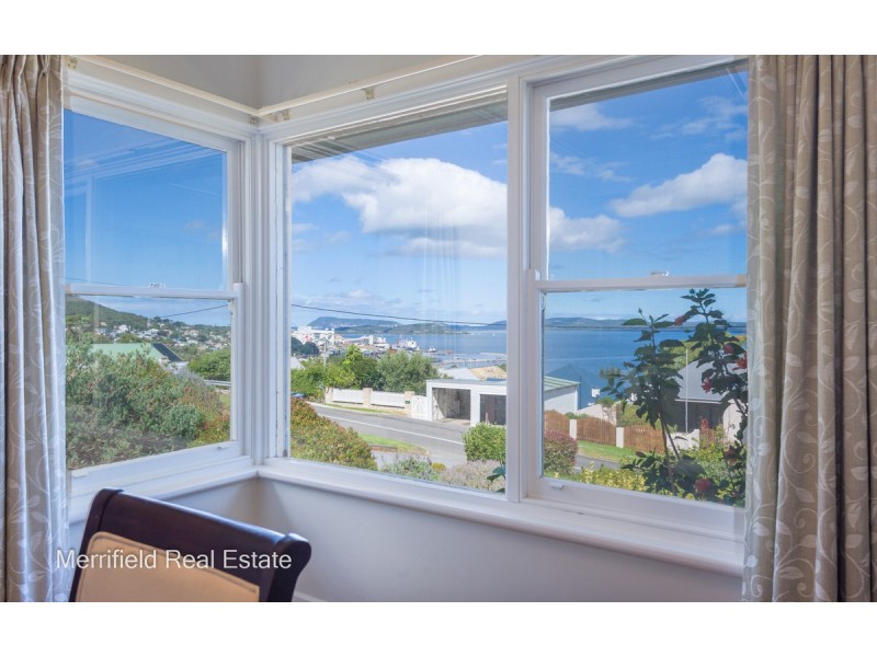 18 Cliff Street, Albany WA 6330