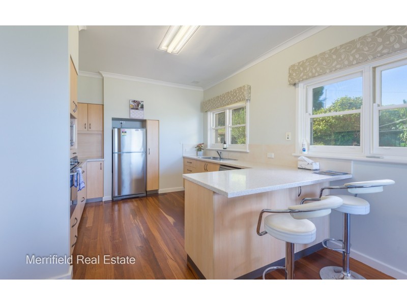 18 Cliff Street, Albany WA 6330