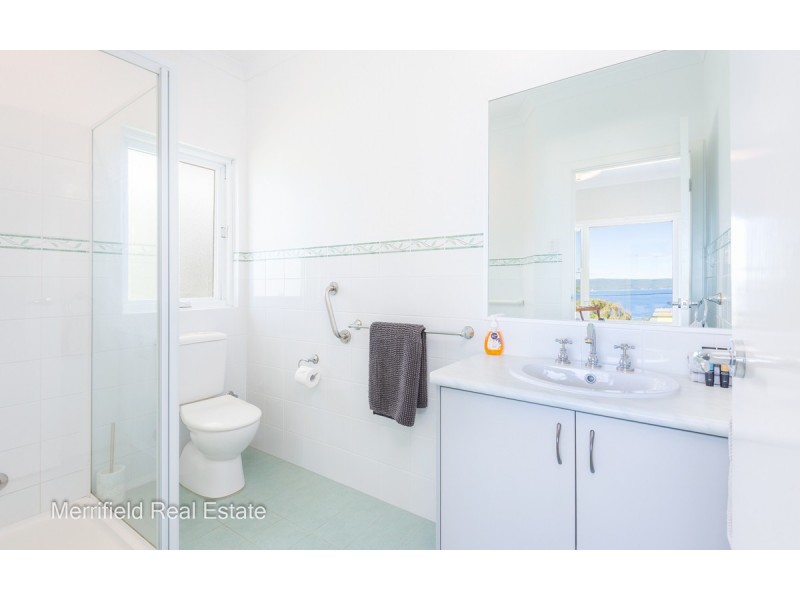 18 Cliff Street, Albany WA 6330