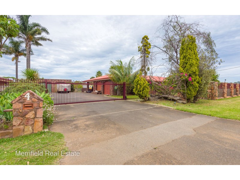 4 Turner Street, Orana WA 6330