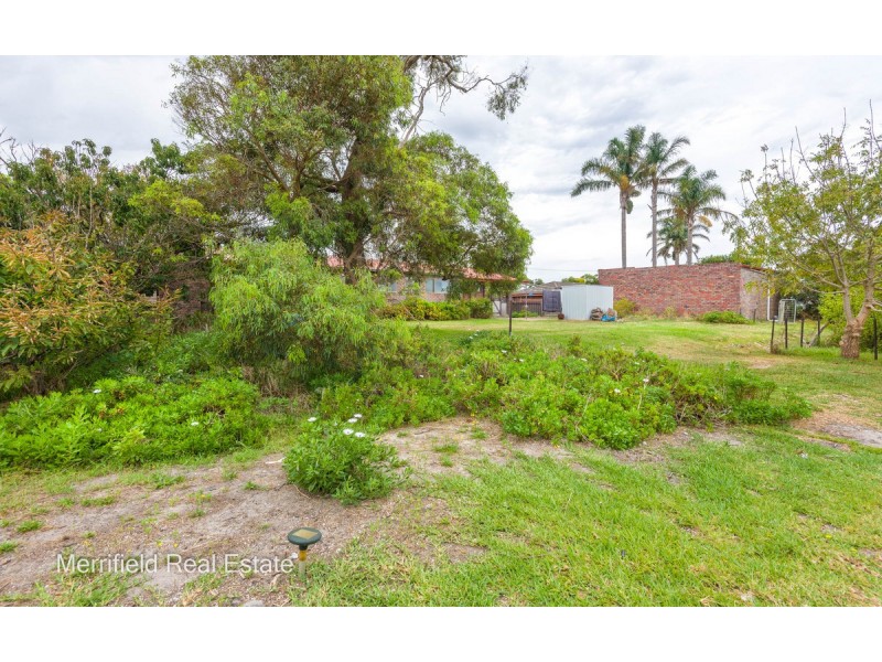 4 Turner Street, Orana WA 6330