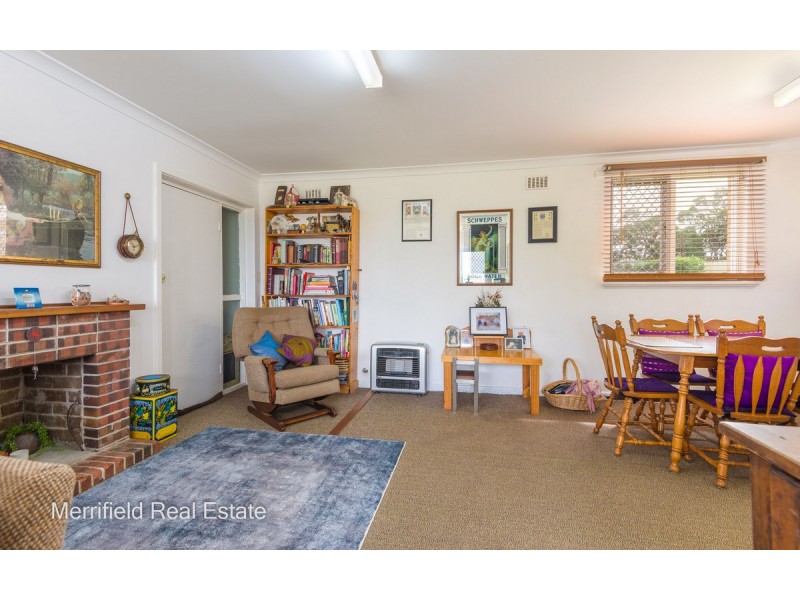 2 Poole Street, Spencer Park WA 6330