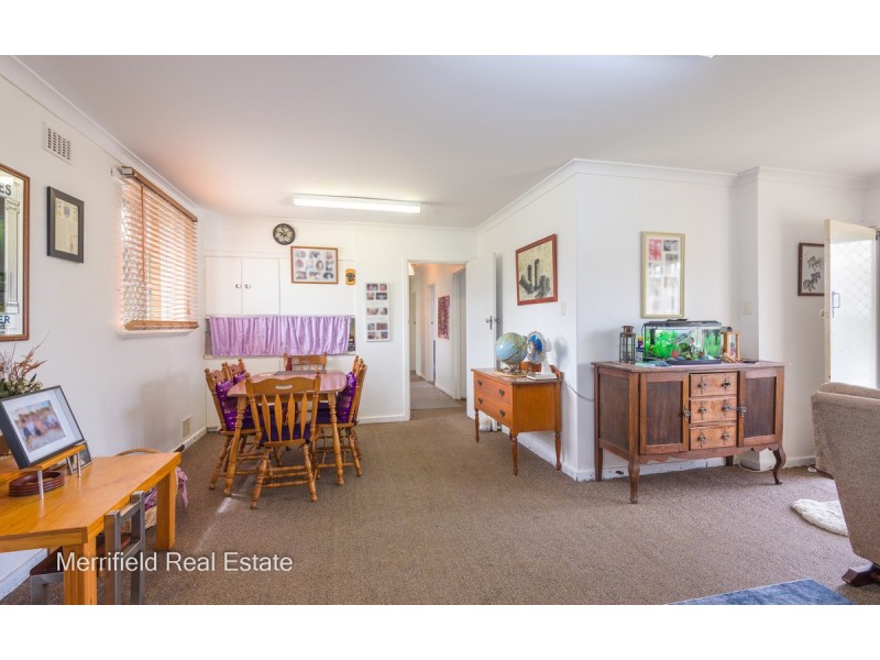 2 Poole Street, Spencer Park WA 6330