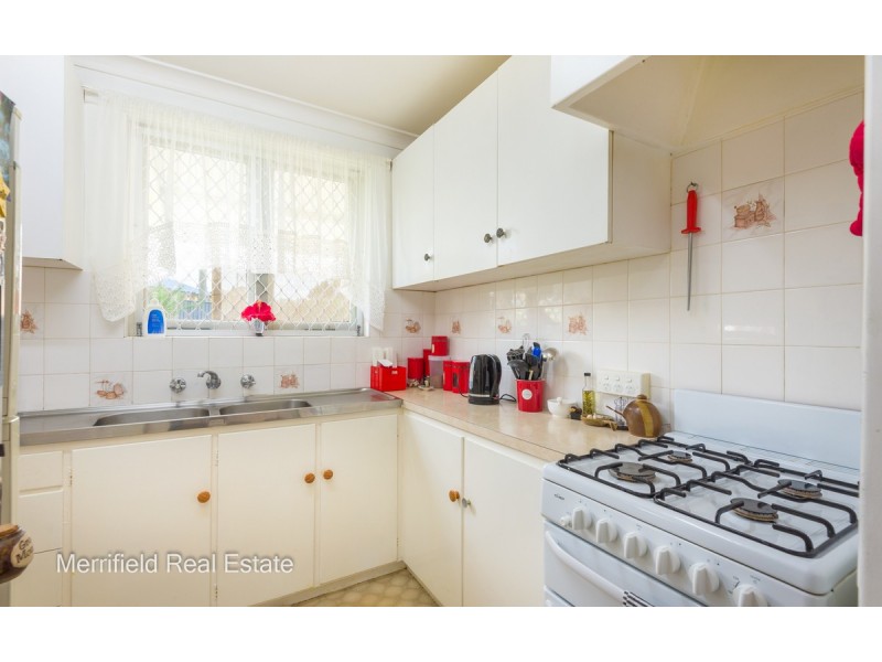 2 Poole Street, Spencer Park WA 6330