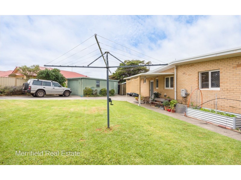 2 Poole Street, Spencer Park WA 6330