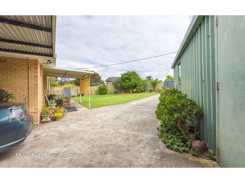 2 Poole Street, Spencer Park WA 6330