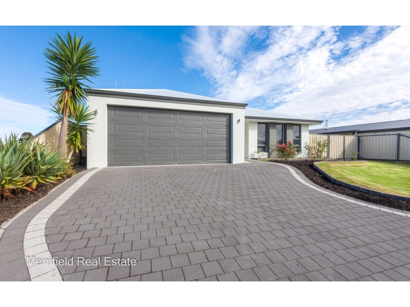 14 Satellite Close, Mckail WA 6330