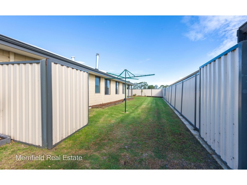 14 Satellite Close, Mckail WA 6330