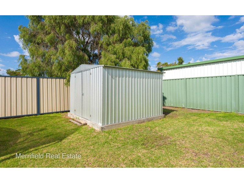 17 Abercorn Street, Orana WA 6330
