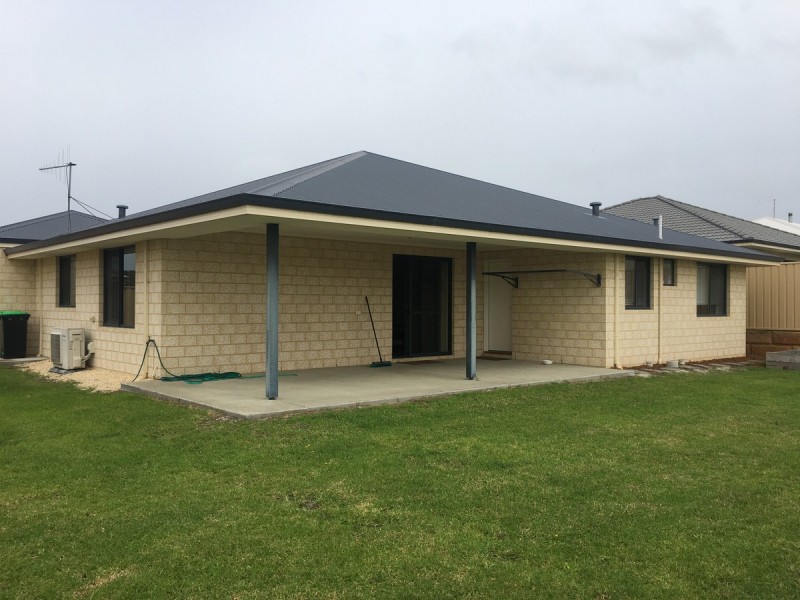 8 Notley Street, Yakamia WA 6330