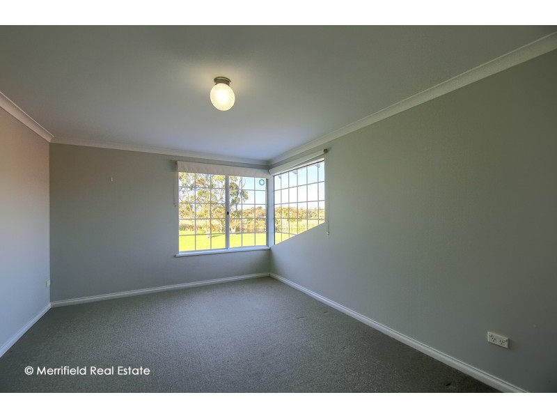 17 Lake Seppings Drive, Middleton Beach WA 6330