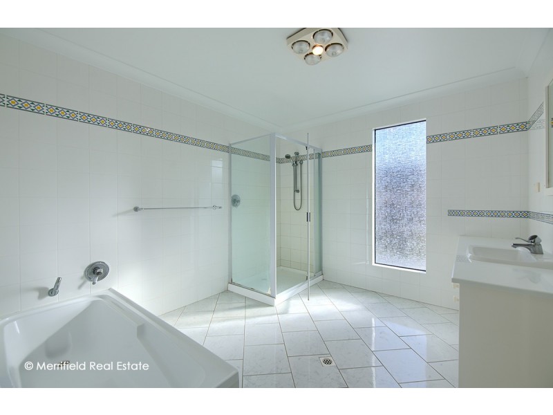 17 Lake Seppings Drive, Middleton Beach WA 6330