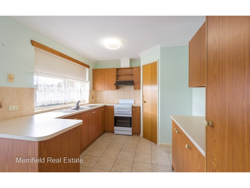 4/45 Premier Circle, Spencer Park WA 6330