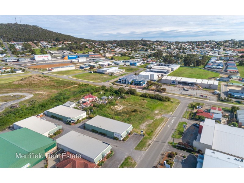 Corner Barker Road & Graham Street, Centennial Park WA 6330