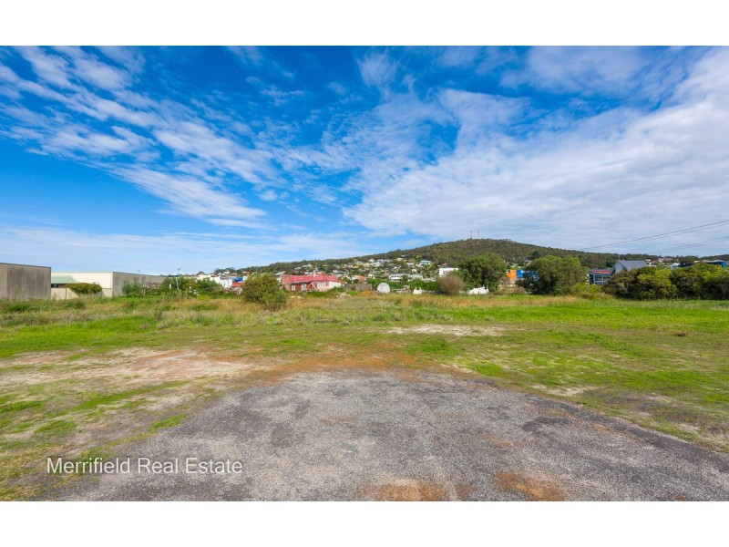 Corner Barker Road & Graham Street, Centennial Park WA 6330