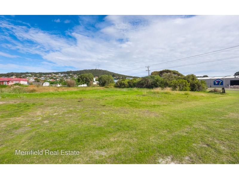 Corner Barker Road & Graham Street, Centennial Park WA 6330