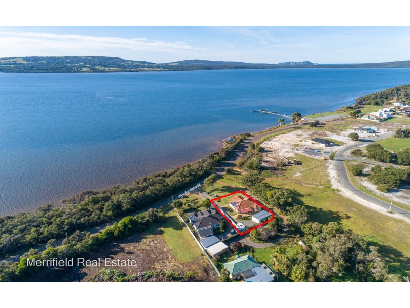 45 The Esplanade, Lower King WA 6330