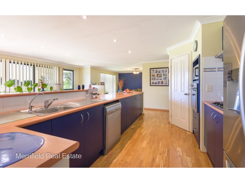 45 The Esplanade, Lower King WA 6330