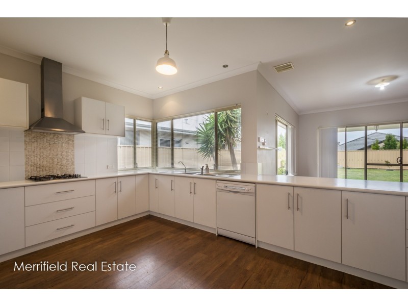 8 Grevillea Way, Yakamia WA 6330