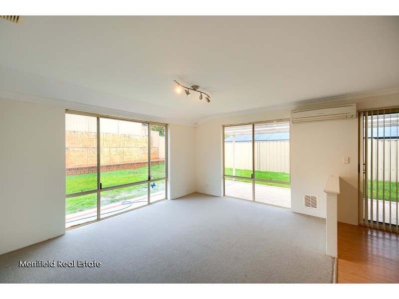 8 Pyrus Gardens, Yakamia WA 6330