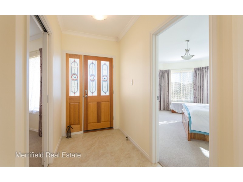 5 Penter Way, Mckail WA 6330