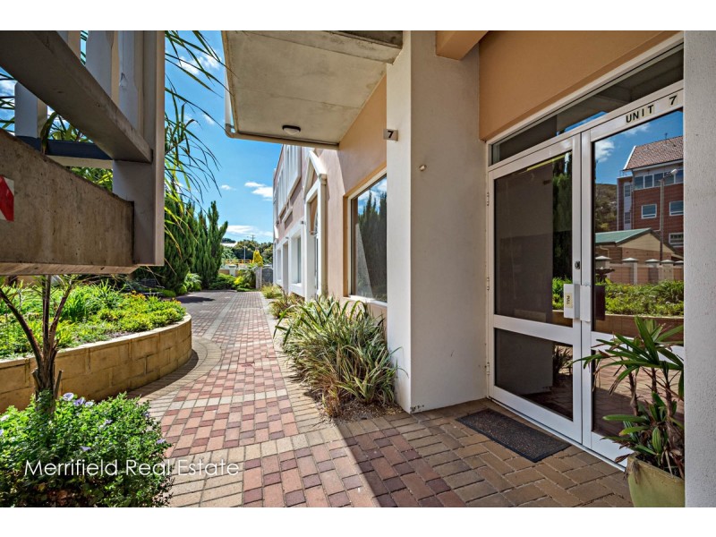 7/81 Proudlove Parade, Albany WA 6330