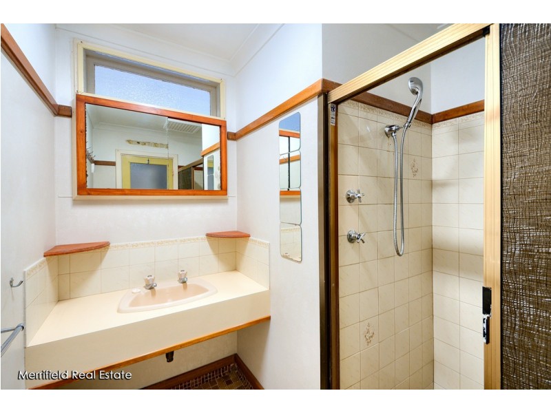 7 Bourke Street, Mount Melville WA 6330