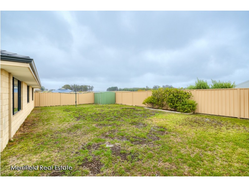 12 Grevillea Way, Yakamia WA 6330