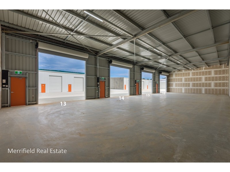 13/370a Albany Highway, Orana WA 6330