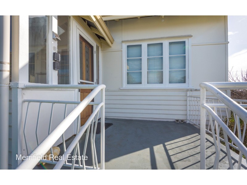 17 Angus Street, Mount Melville WA 6330