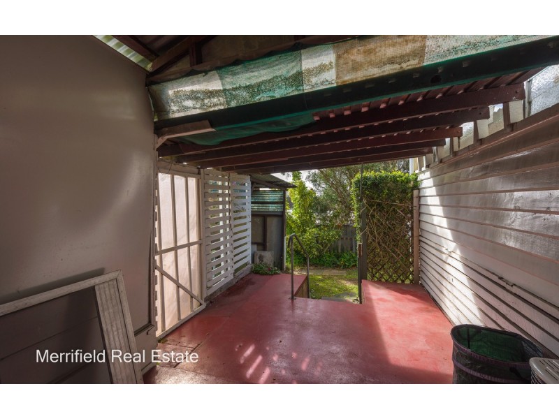 17 Angus Street, Mount Melville WA 6330