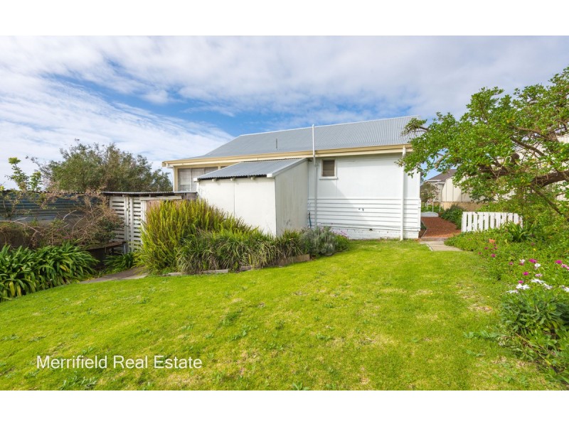 17 Angus Street, Mount Melville WA 6330