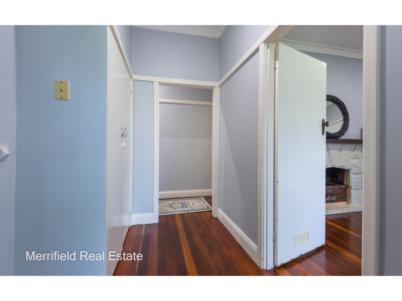 14 Angus Street, Mount Melville WA 6330