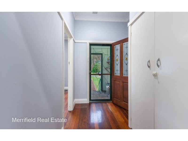 14 Angus Street, Mount Melville WA 6330