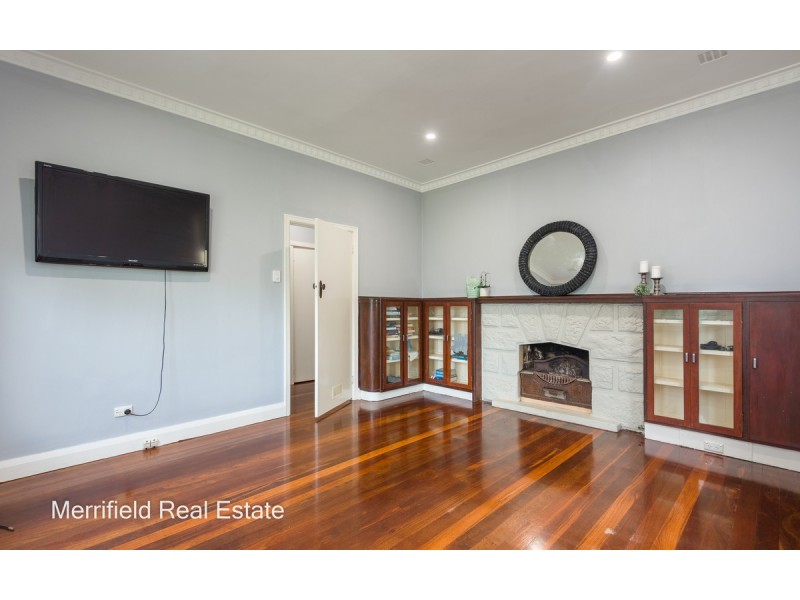 14 Angus Street, Mount Melville WA 6330