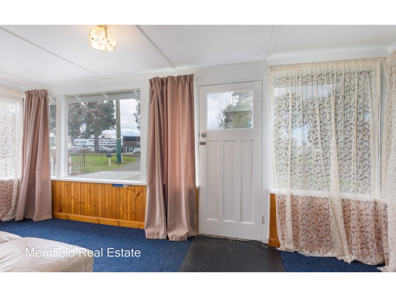 401 Albany Highway, Orana WA 6330