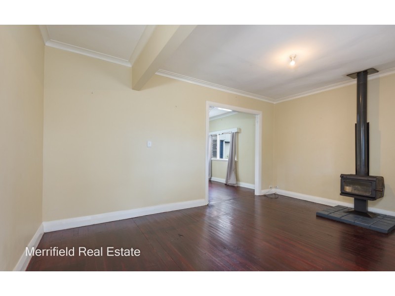 401 Albany Highway, Orana WA 6330