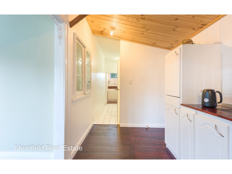 401 Albany Highway, Orana WA 6330