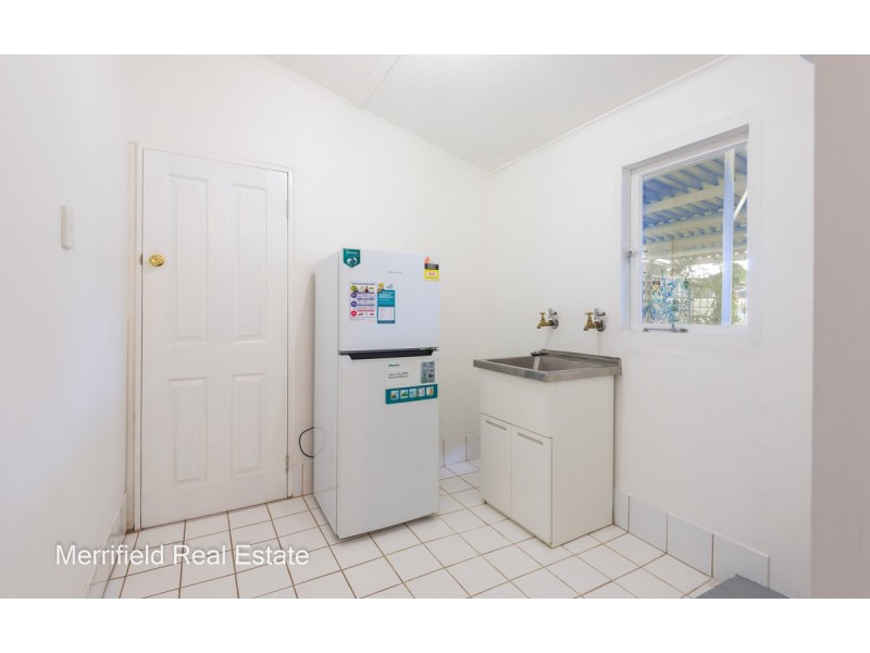 401 Albany Highway, Orana WA 6330