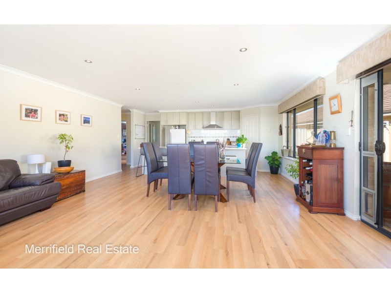 9 Grevillea Way, Yakamia WA 6330