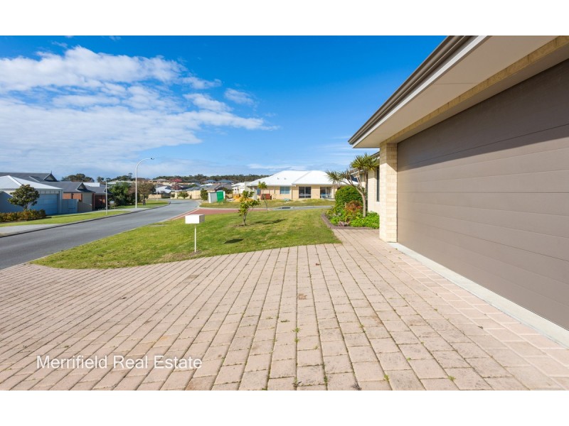 9 Grevillea Way, Yakamia WA 6330